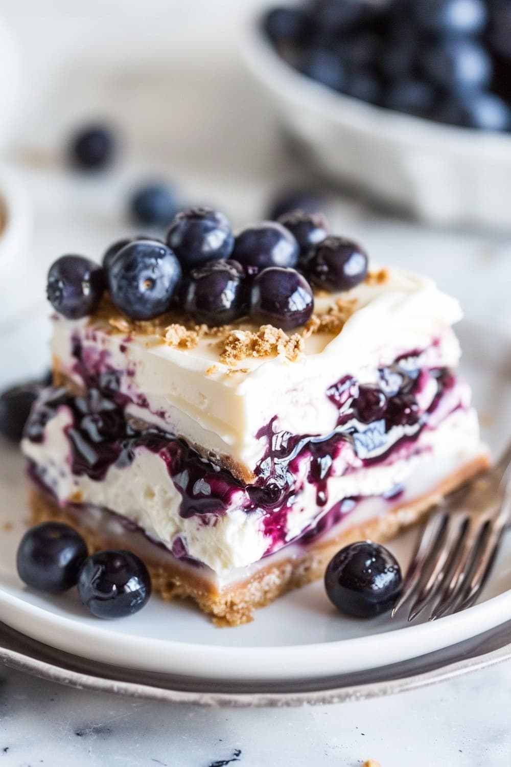 Berry Cheesecake Cake