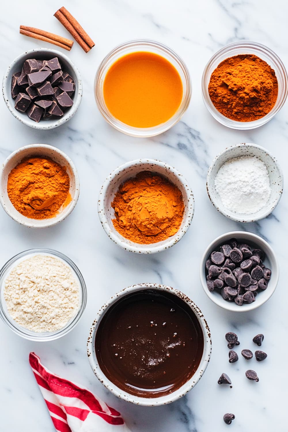 chocolate chip pumpkin cookies INGREDIENTS