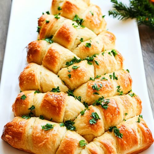 Garlic Herb Pull-Apart Christmas Tree Bread