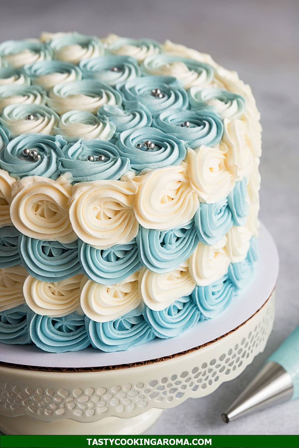 Antique Icing Rosette Cake